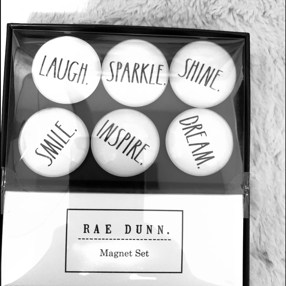 Rae Dunn Magnet Set